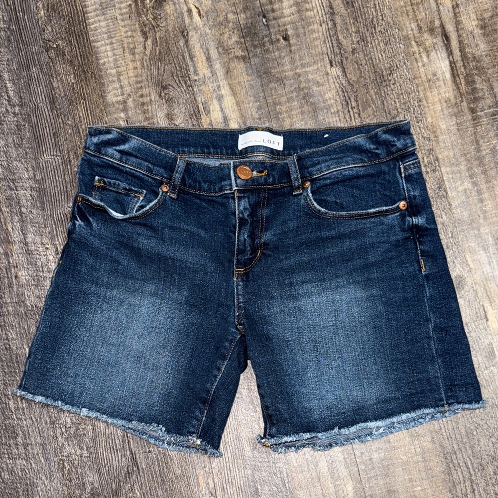 The Loft size 00/24 Dark Blue Denim Shorts 5” inseam -excellent condition